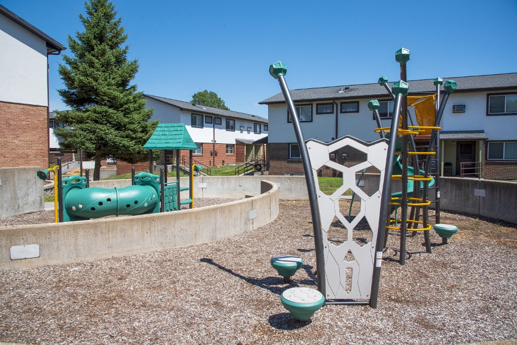 Photos and Video of Hanover Townhomes in St. Paul, MN